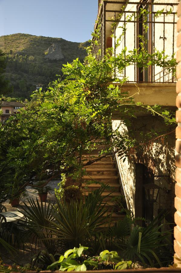 Hotel La Caveja à Pietravairano Extérieur photo